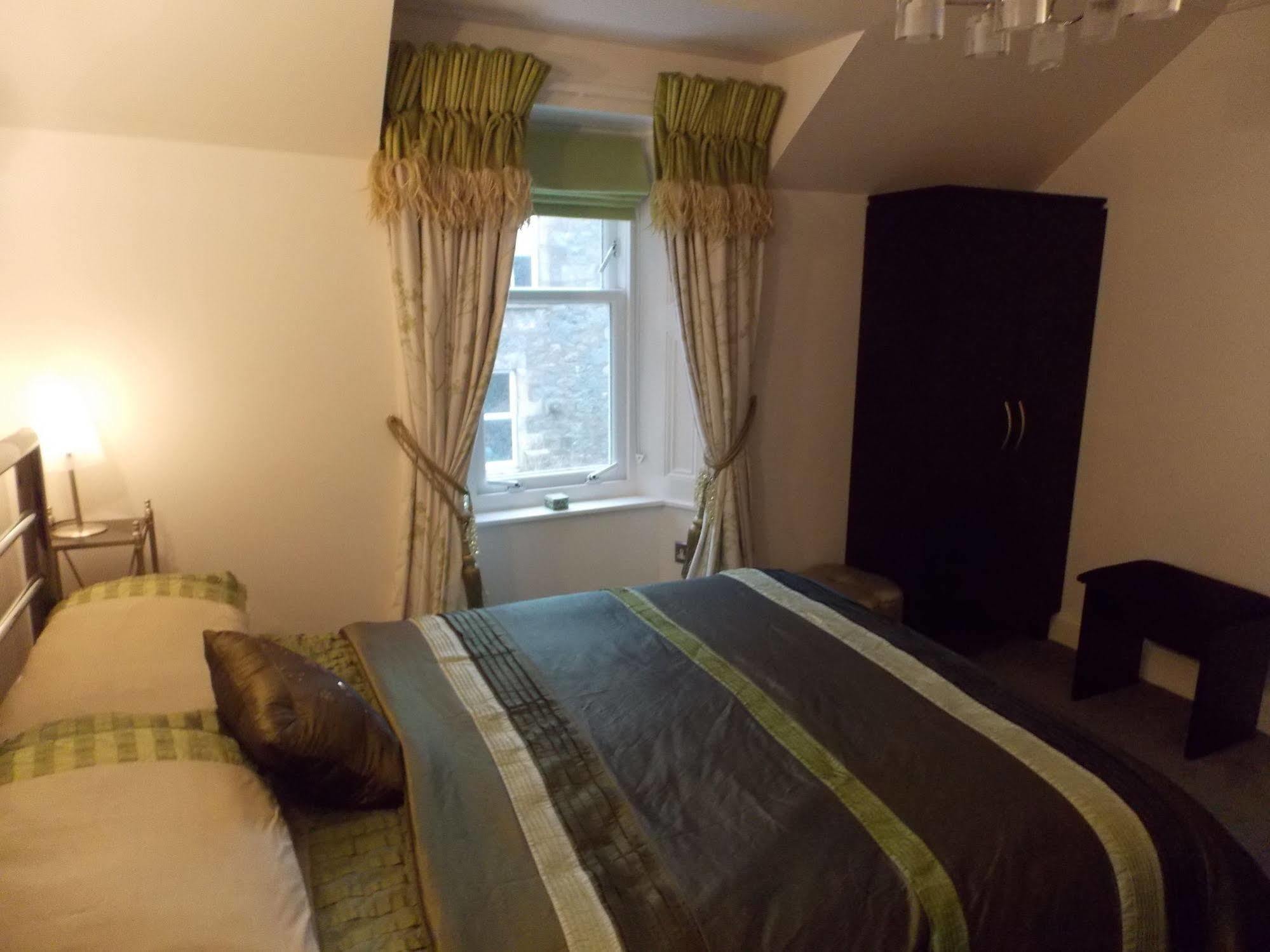 High Cliff Guest House Oban Bagian luar foto