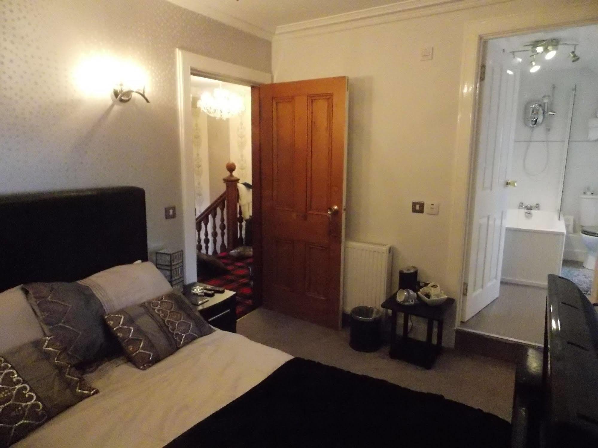 High Cliff Guest House Oban Bagian luar foto