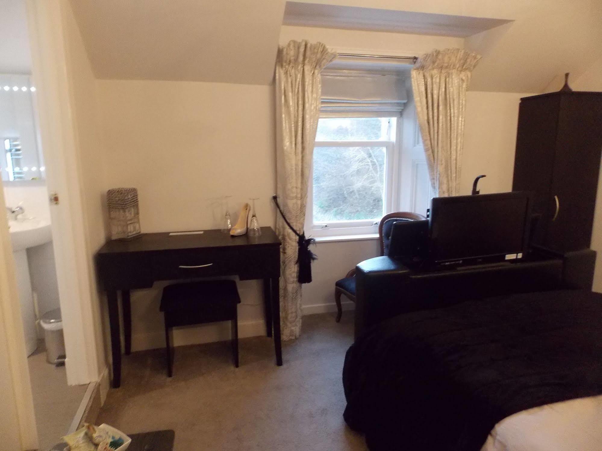 High Cliff Guest House Oban Bagian luar foto
